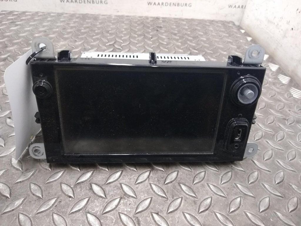 RENAULT CLIO NAVIGATIE 2014, Ophalen of Verzenden, Gebruikt, Stiba lid