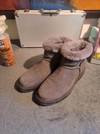 Grijze laarzen met bont maat 41, Kleding | Dames, Ophalen of Verzenden