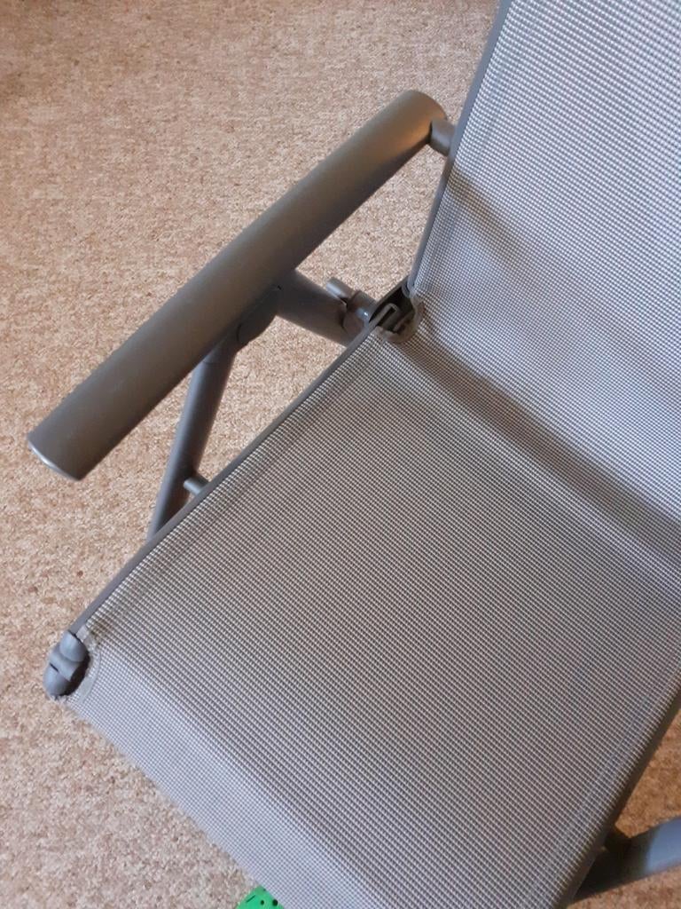 Aluminium relax tuinstoel grijs in diverse standen, Ophalen of Verzenden, Aluminium, Inklapbaar