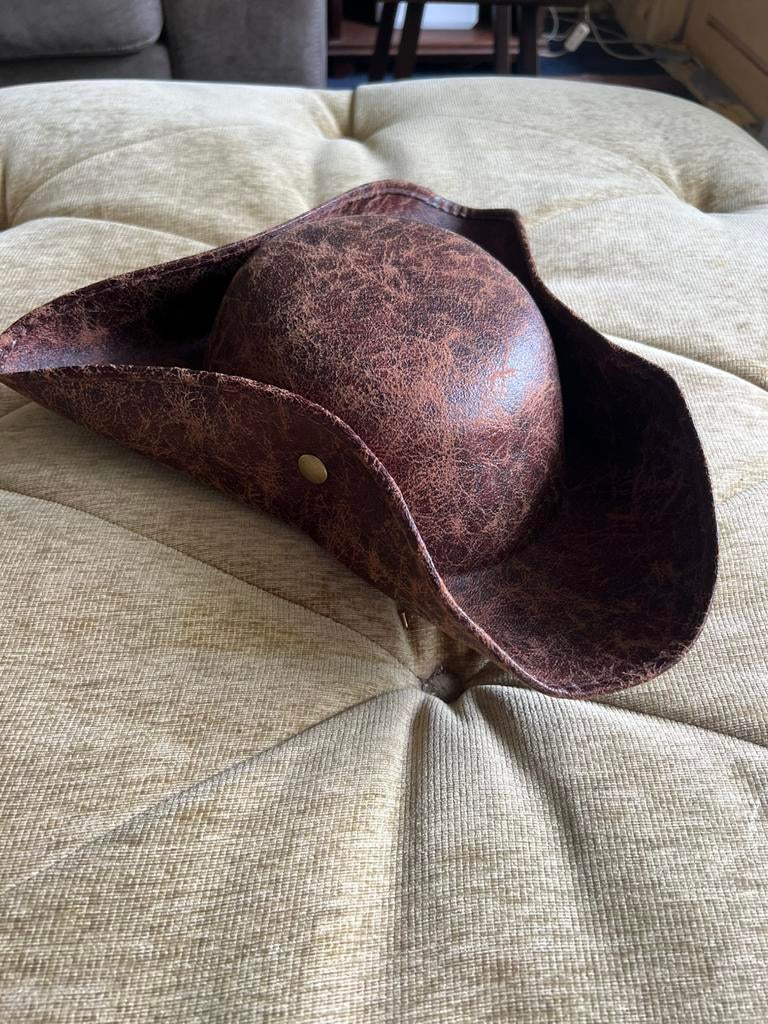 Bruine Piraten Hoed, Kleding | Dames, Hoeden en Petten, Ophalen of Verzenden, Zo goed als nieuw, One size fits all