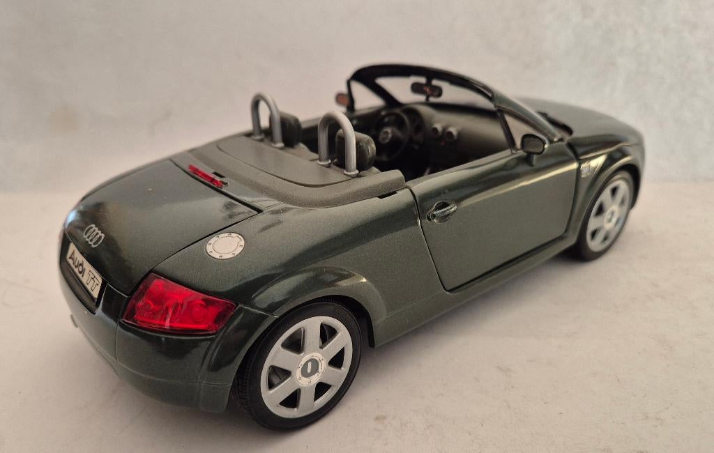 Audi TT Cabrio Modelauto 1:18, Hobby en Vrije tijd, Modelauto's | 1:18, Zo goed als nieuw, Auto, Revell, Ophalen of Verzenden