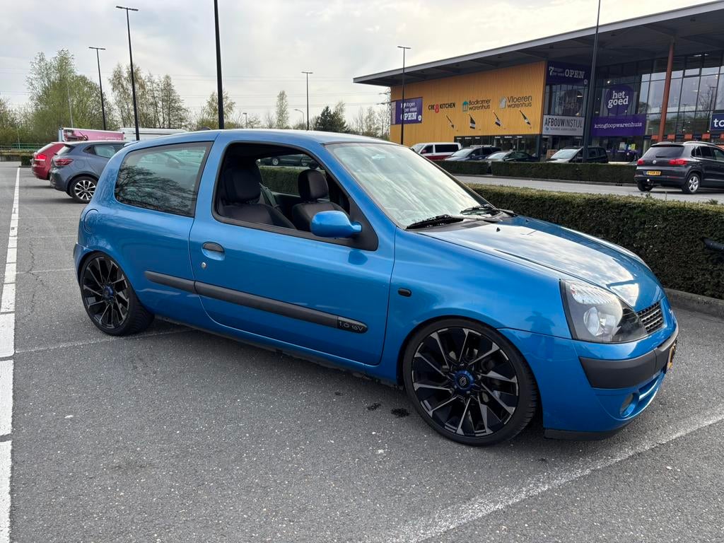 Renault Clio 1.6 16V Dynbas E4 2002 Blauw, Voorwielaandrijving, 970 kg, 535 kg, 40 €/maand