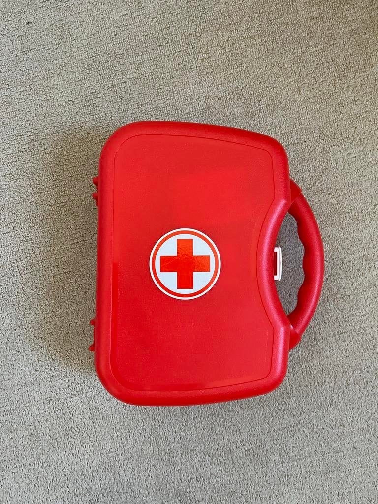 Dokterskoffer Speelgoed Set - Rode EHBO Koffer, Ophalen, Zo goed als nieuw, Jongen of Meisje