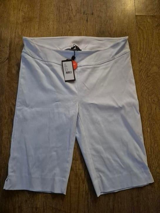 Yest zomer witte korte broek maat 48, Kleding | Dames, Grote Maten, Ophalen of Verzenden, Nieuw, Wit, Broek of Spijkerbroek