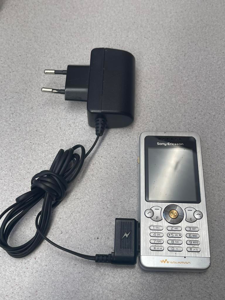 Sony Ericsson W3021 simvrij, Ophalen of Verzenden, Zo goed als nieuw