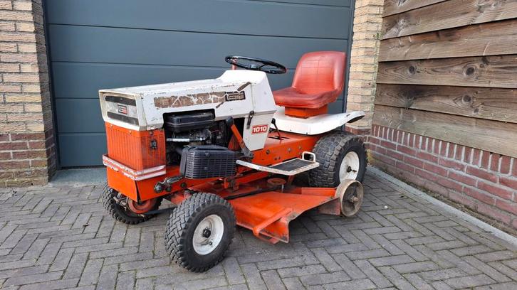 Gutbrod 1010 zitmaaier tuin tractor briggs & stratton, Tuin en Terras, Zitmaaiers, Gebruikt, 90 tot 120 cm, Elektrische starter