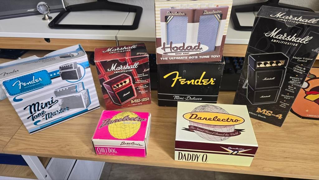 Lege versterker doosjes, Ophalen