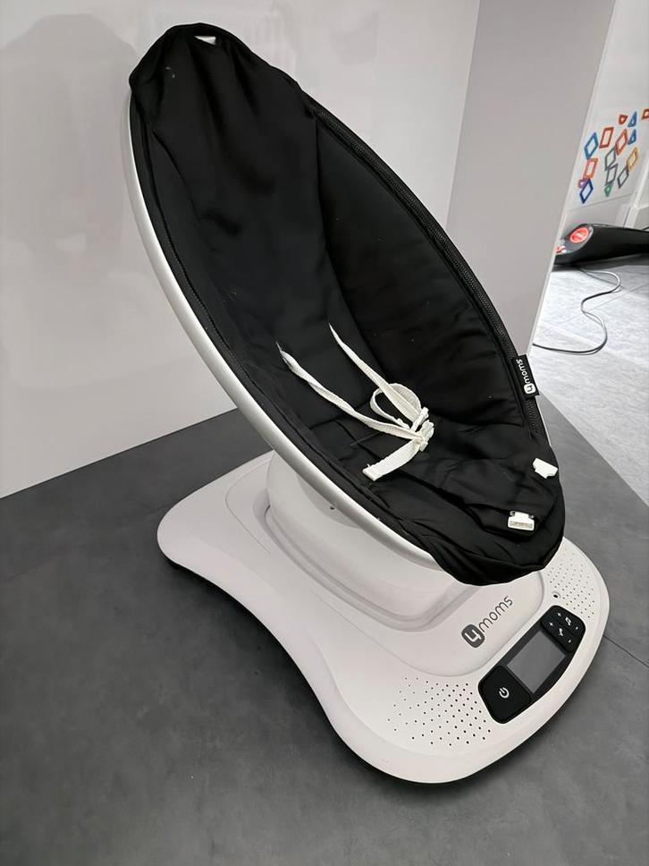 4moms mamaroo (zo goed als nieuw), Kinderen en Baby's, Wipstoeltjes, Zo goed als nieuw, Ophalen