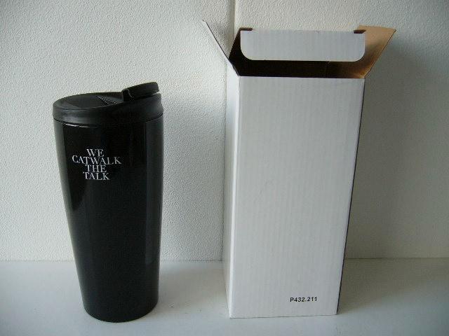 Musk thermo mok nog splinternieuw in doos, Huis en Inrichting, Keuken | Keukenbenodigdheden, Ophalen of Verzenden