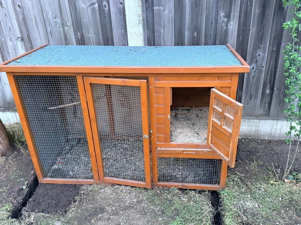 Kippen/konijnhoek, Ophalen, Zo goed als nieuw, Kippenhok of Kippenren