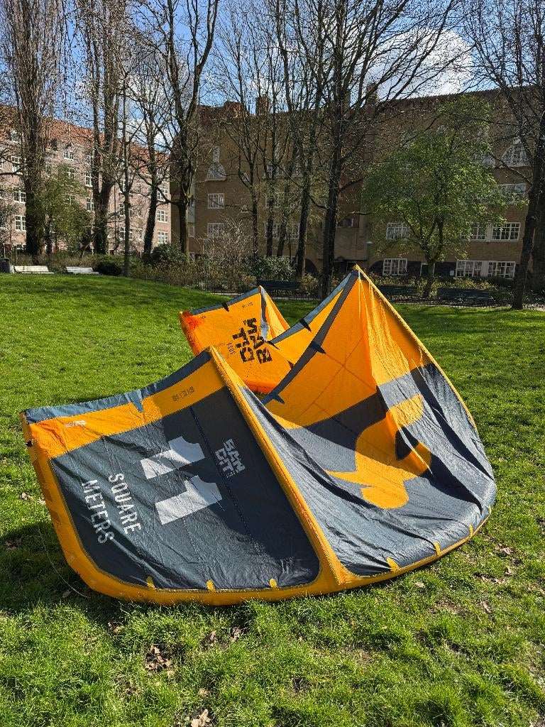 F-one Bandit XIV 2021 11m² - Goede staat - Allround kite, Watersport en Boten, Kitesurfen, Gebruikt, Geen board, Kite, 11 m²