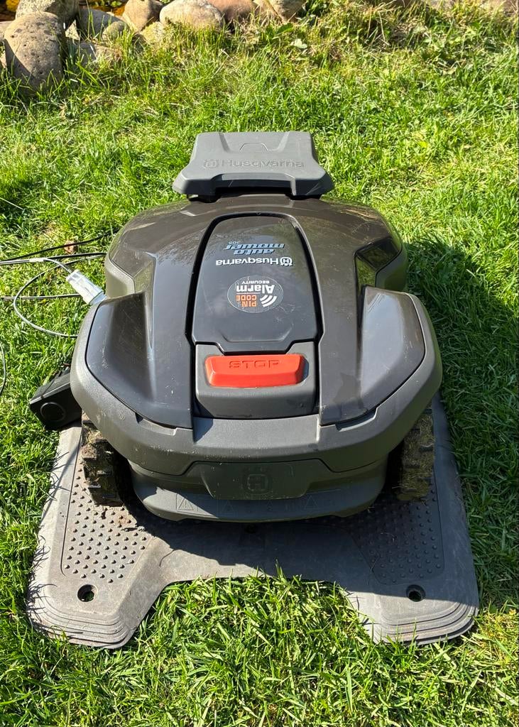 Husqvarna Automower 305, Ophalen, Gebruikt, 20 tot 25 cm
