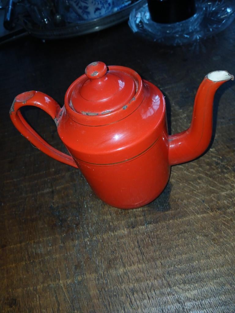 Rood emaille koffiepot met gouden bies, Ophalen of Verzenden