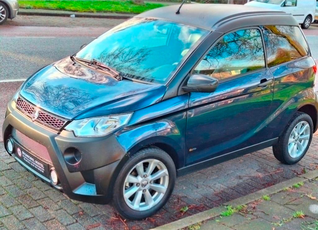 Brommobiel aixam 2017 in goede staat met nog dealergarantie, Diversen, Brommobielen en Scootmobielen, Ophalen of Verzenden, Gebruikt