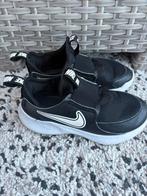 Nike schoenen 32 maat, Kinderen en Baby's, Kinderkleding | Schoenen en Sokken, Ophalen of Verzenden, Zo goed als nieuw, Schoenen