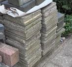 Gratis stoeptegels ca 10-15m2, Ophalen, Gebruikt, Beton, Terrastegels