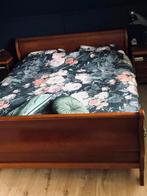 Klassiek kersenhouten bed 180x210 (excl. lattenbodem/matras), Ophalen, Gebruikt, Bruin, 210 cm