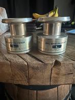 2 RESERVEN SPOELEN SHIMANO BIG BAITRUNNER L 2 STUKS, Ophalen of Verzenden, Zo goed als nieuw, Molen