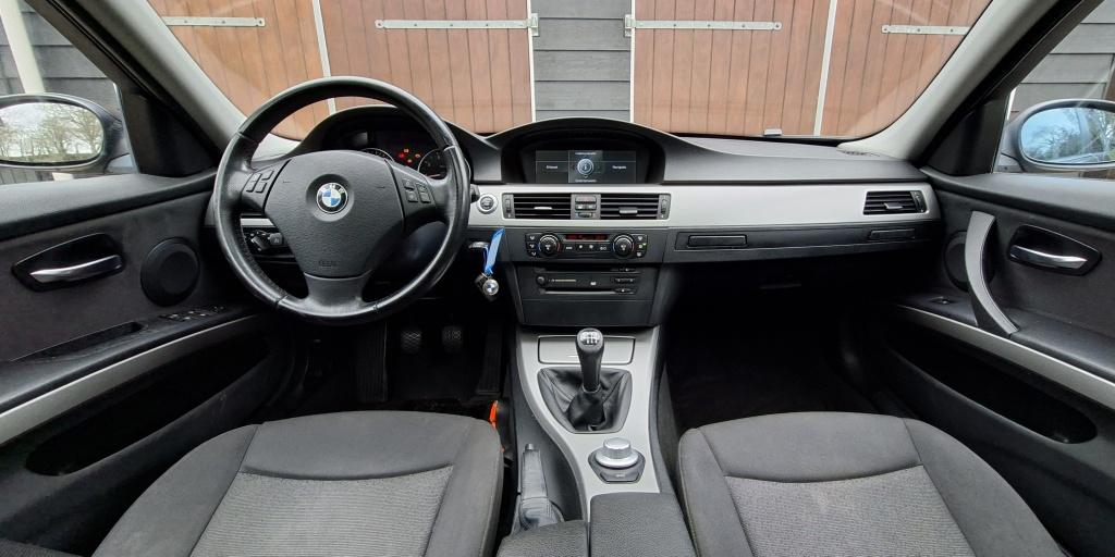 BMW 3 Serie 318i High Executive, Opknapper, Circuit auto, Cr, Auto's, Stof, 4 cilinders, 129 pk, Bedrijf