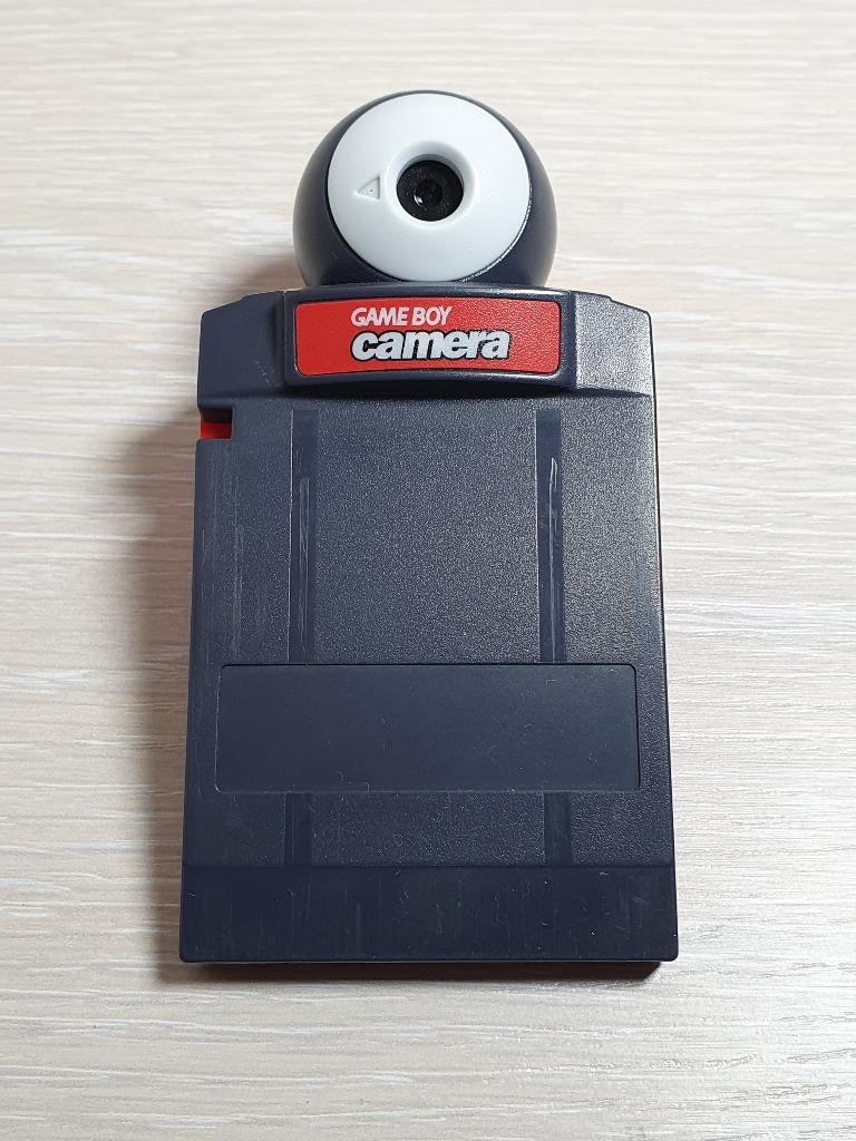 Gameboy Camera Red, Overige genres, Ophalen of Verzenden, Zo goed als nieuw, 3 spelers of meer