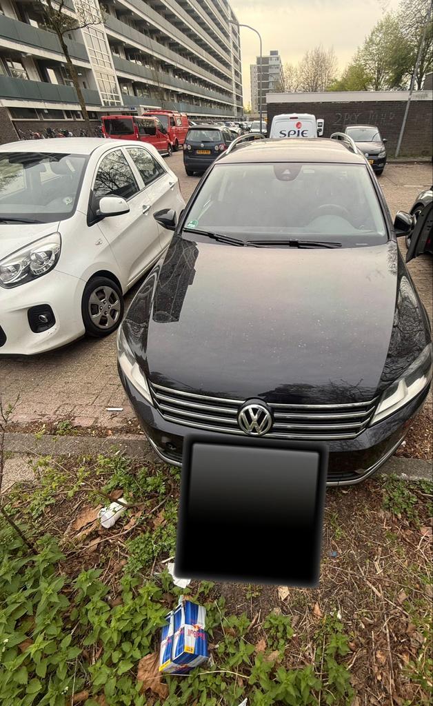 Volkswagen Passat 1.6 TDI 2014, Auto's, Euro 5, Stof, Zwart, 4 cilinders