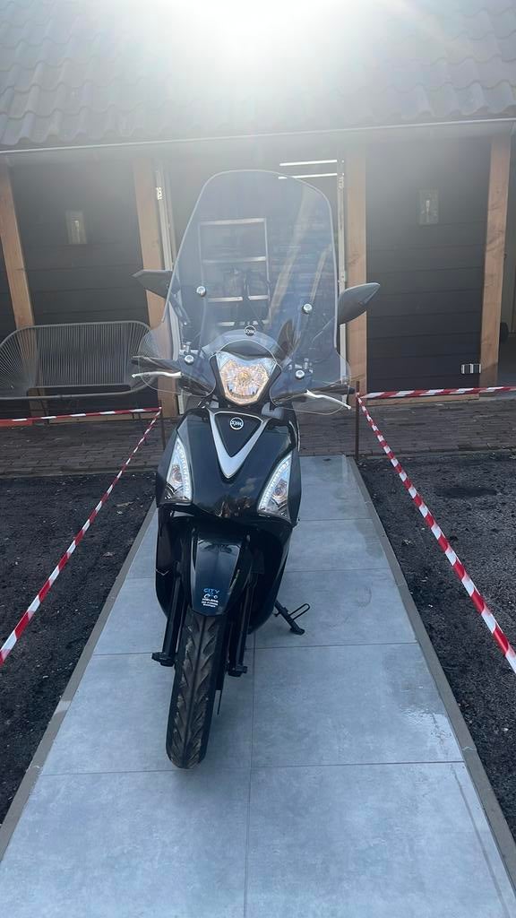 Sym symphony st 2017, Fietsen en Brommers, Scooters | SYM, Ophalen of Verzenden, Zo goed als nieuw, Benzine, Overige modellen