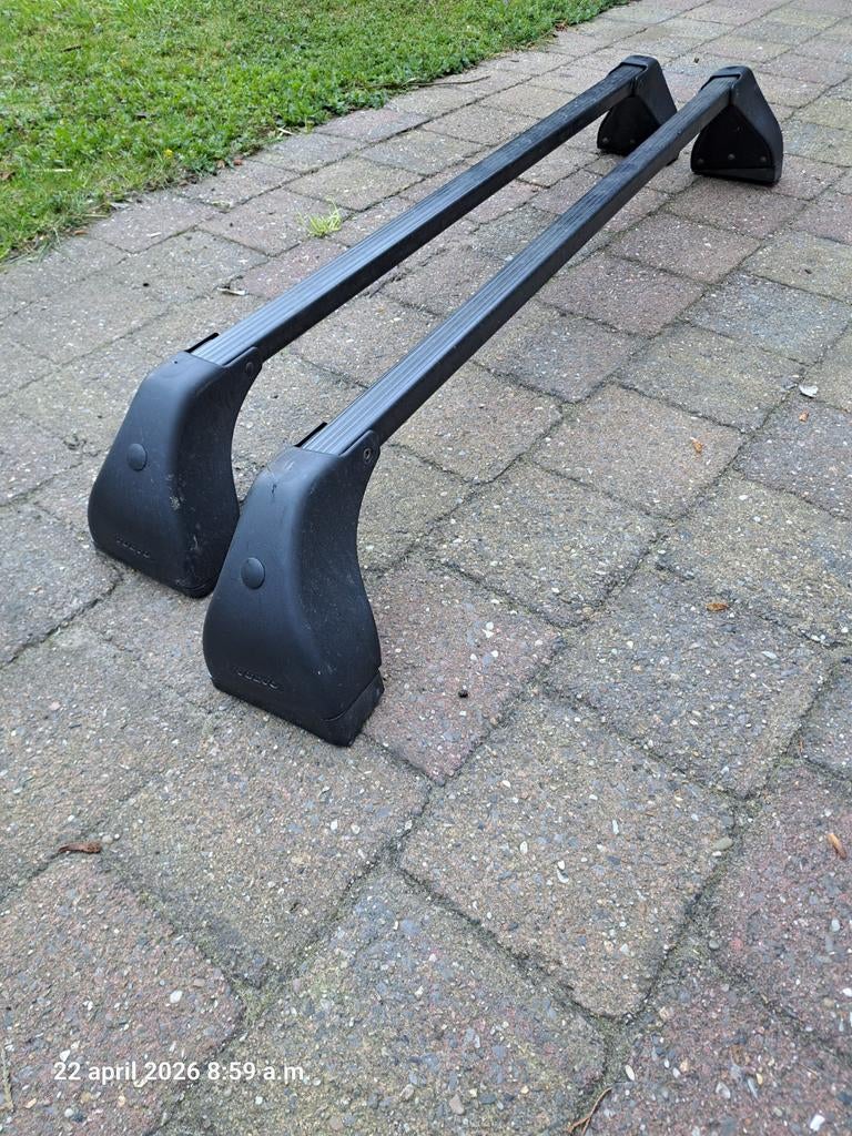 Volvo dakdragers - voor bevestiging in het dak, Ophalen