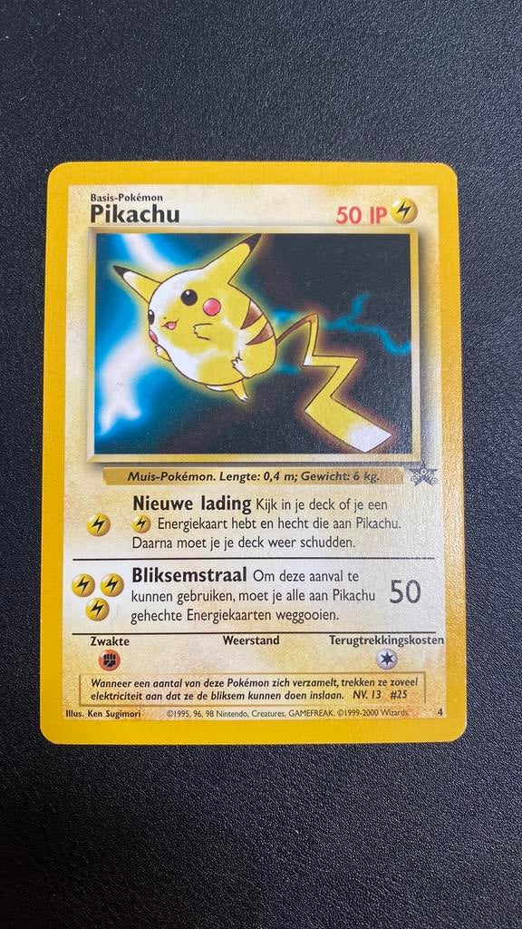 Pokemon pikachu black star promo 4, Hobby en Vrije tijd, Verzamelkaartspellen | Pokémon, Ophalen of Verzenden, Gebruikt