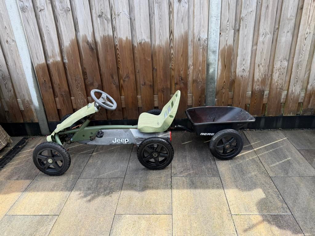 Skelter berg jeep gebruikt maar kan nog een ronde mee, Kinderen en Baby's, Speelgoed | Buiten | Skelters, Ophalen, Zo goed als nieuw