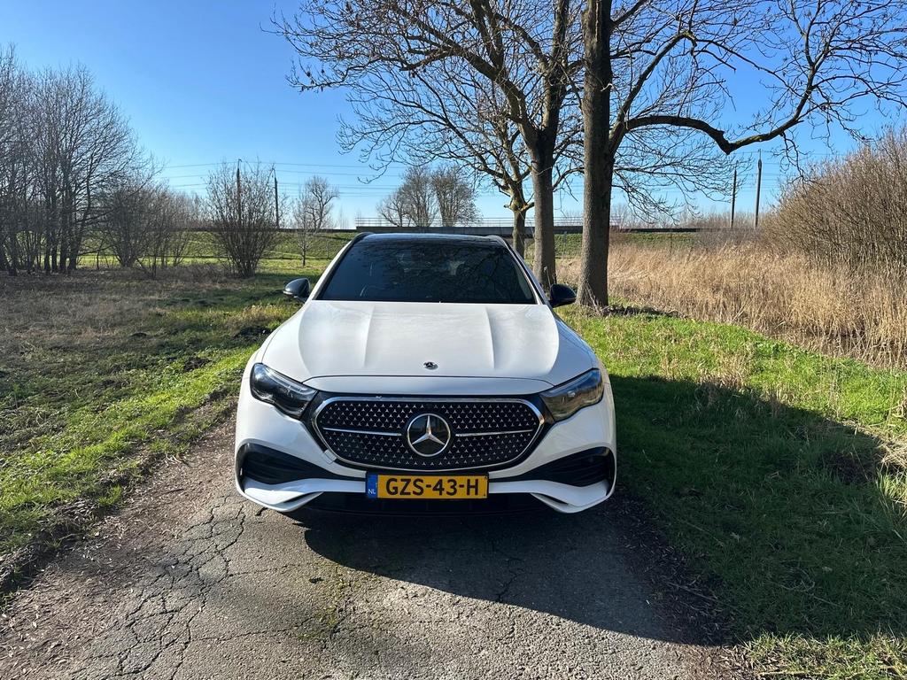 Mercedes-Benz E-Klasse E300 e 313pk 9G-TRONIC 2024 Wit, Automaat, Overige bekleding, Wit, Plug-in hybride