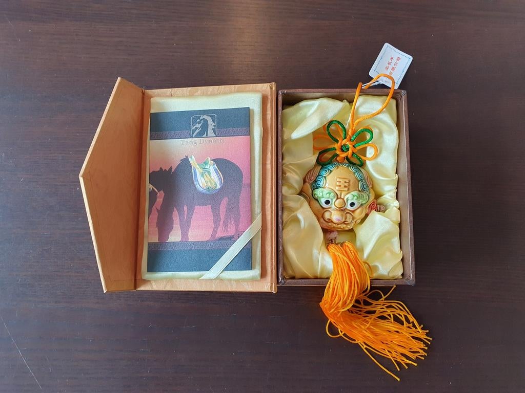 Chinese hanger, Antiek en Kunst, Antiek | Woonaccessoires, Ophalen