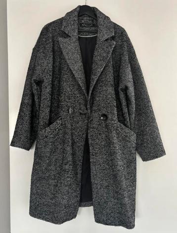 Erg mooie winterjas / mantel vsn Expresso beschikbaar voor biedingen