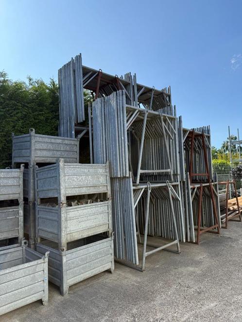 stapeljukken (h-juk) steiger en onderdelen, Doe-het-zelf en Verbouw, Steigers, Gebruikt, Gevelsteiger, Minder dan 2 meter, Ophalen