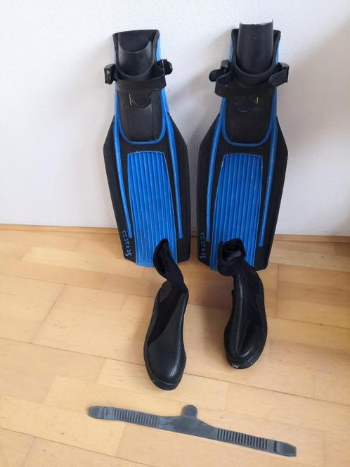 Duikschoenen 7 mm, maat 45 samen met duikvinnen maat 45, Watersport en Boten, Duiken, Gebruikt, Zwem- of Duikvliezen, Ophalen of Verzenden