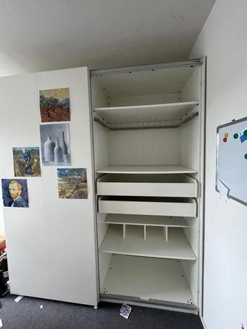 Witte IKEA kleding kast