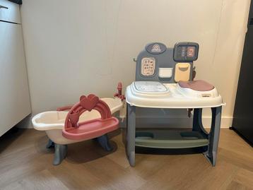 Smoby poppentafel beschikbaar voor biedingen