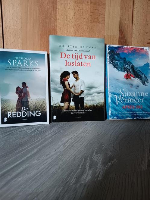 Div boeken: Nicolas sparks, Suzanne Vermeer, Kristin Hannah, Boeken, Chicklit, Gelezen, Ophalen of Verzenden