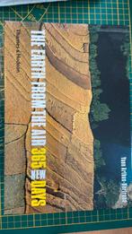 Earth from the Air: 365 New Days, Ophalen of Verzenden, Zo goed als nieuw