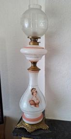 Prachtige Antieke opaline olielamp, Antiek en Kunst, Antiek | Lampen, Ophalen of Verzenden