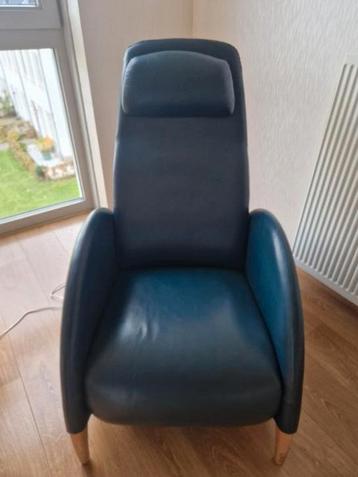 Groene lederen relaxfauteuil Scudo van Young International  beschikbaar voor biedingen
