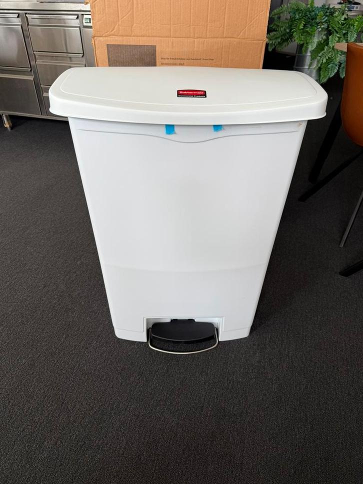 Rubbermaid Slim Jim 90L Front-step, Huis en Inrichting, Woonaccessoires | Prullenbakken, Nieuw, Kunststof, 75 cm of meer, 40 liter of meer