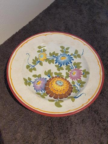 Wipion Zenith Gouda bord 83. 94.

23 cm
 beschikbaar voor biedingen