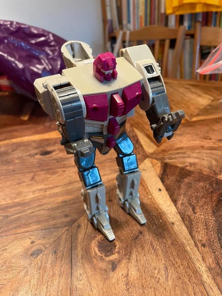 Hun-Gurr transformer. 1987 bespeeld., Verzamelen, Transformers, Gebruikt, Overige generaties, Overige rassen, Ophalen of Verzenden