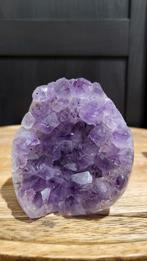 Amethist op standvlak