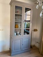 Houten buffetkast taupe kleur, Huis en Inrichting, Kasten | Buffetkasten, Ophalen, Met deur(en), 100 tot 150 cm, 25 tot 50 cm