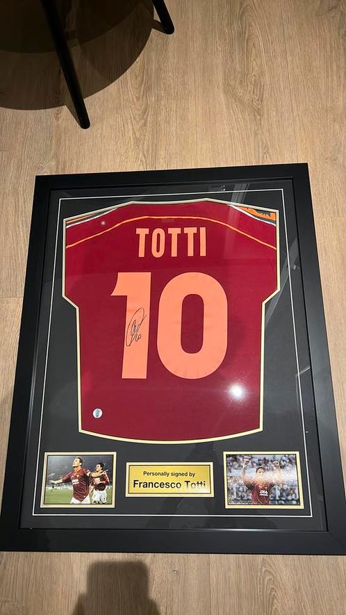 Gesigneerd Totti shirt - inclusief certificaat / COA, Verzamelen, Sportartikelen en Voetbal, Nieuw, Shirt, Buitenlandse clubs