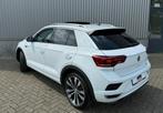 Volkswagen T-Roc 2.0 TSI 4Motion 3x R-line Sport 190pk Camer, Auto's, Volkswagen, Automaat, 15 km/l, Zwart, 1984 cc