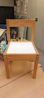 Gratis stoeltjes 8st, kast , speelgoedbedje , poppenkast, Huis en Inrichting, Stoelen, Ophalen, Gebruikt, Vijf, Zes of meer stoelen