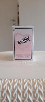 Katy Perry Mad Love parfum 30 mL - ongeopend, Sieraden, Tassen en Uiterlijk, Uiterlijk | Parfum, Ophalen, Nieuw