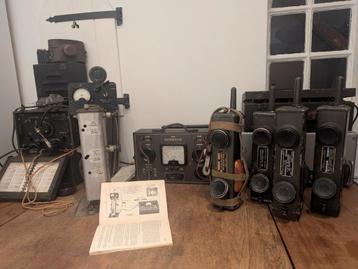 WW2 SIGNAL CORPS TOO THE RESCUE  beschikbaar voor biedingen